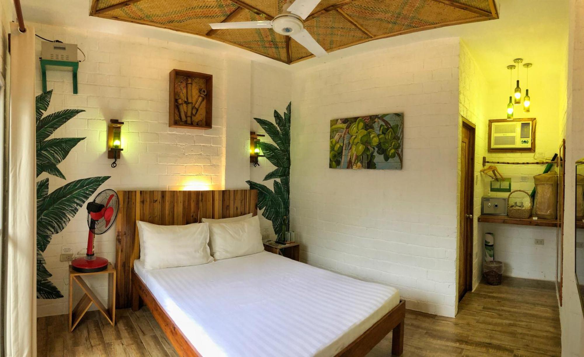 Suites By Eco Hotel El Nido Room photo