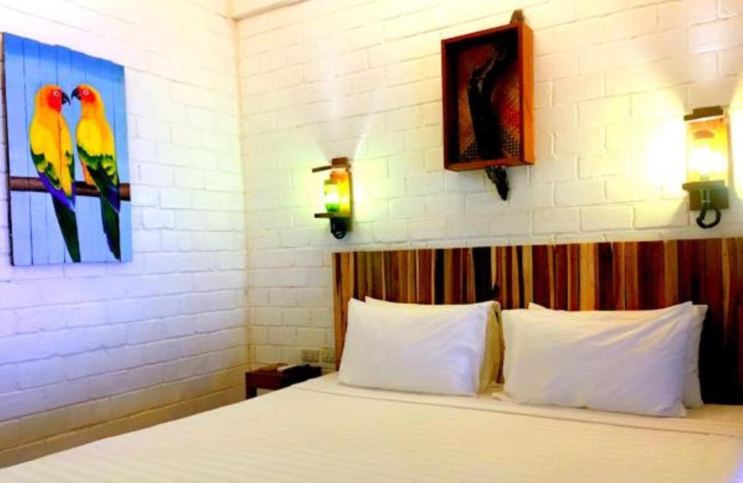 Suites By Eco Hotel El Nido Room photo